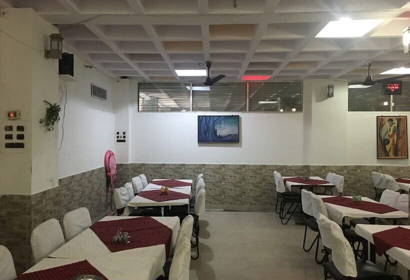 בית מלון כפרי White House