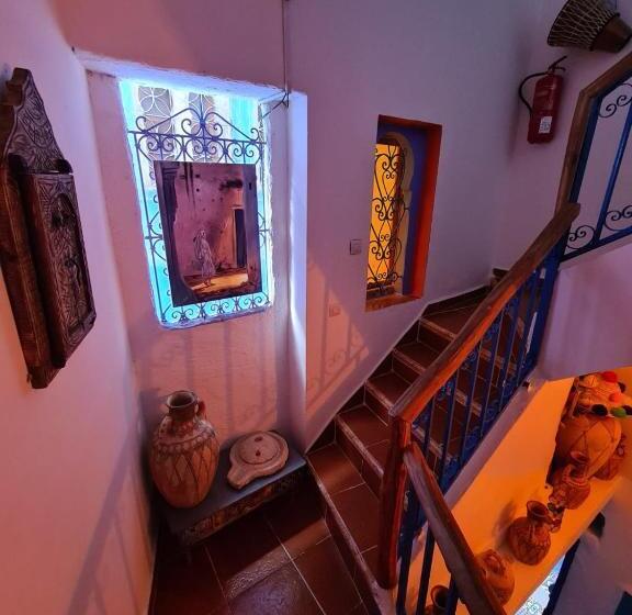 پانسیون Casa Blue Star