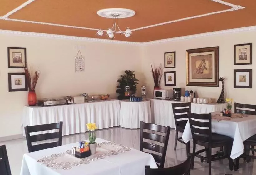 Majatalo Ecotel Southgate