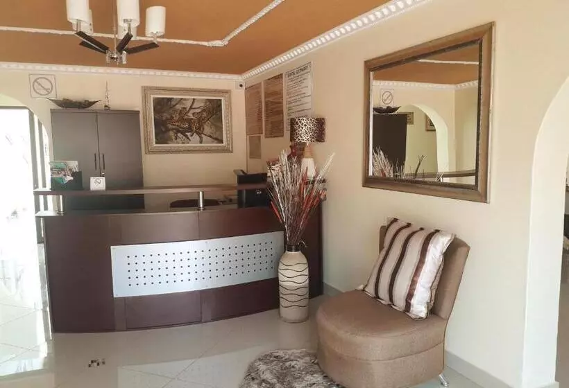 Majatalo Ecotel Southgate