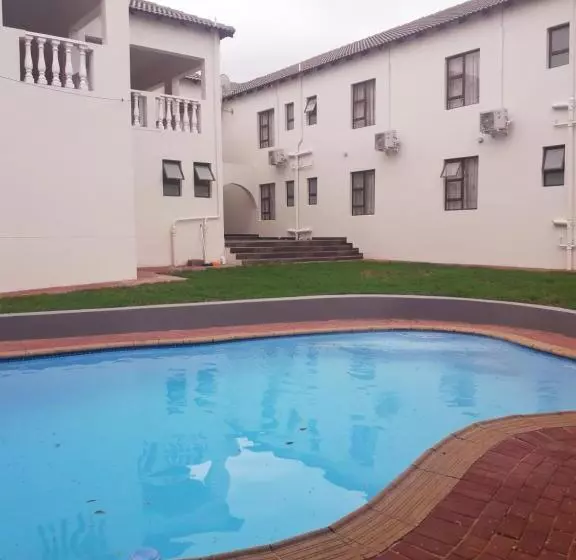 Majatalo Ecotel Southgate