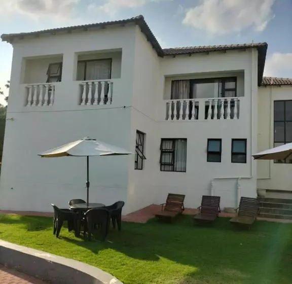 Majatalo Ecotel Southgate