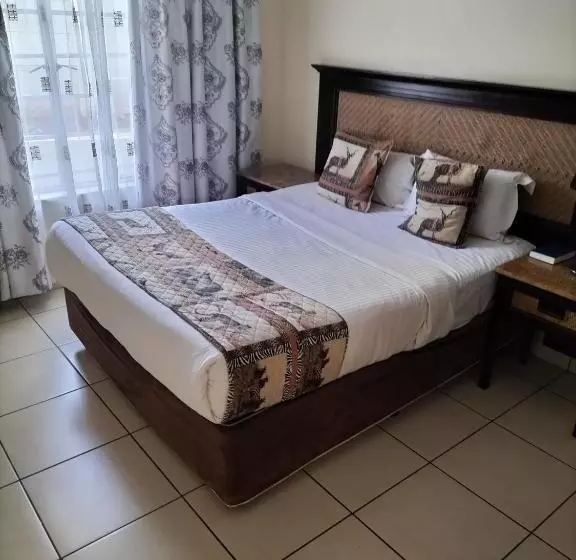 Majatalo Ecotel Southgate