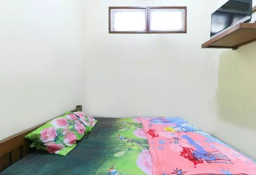 Pension Erysa Juanda