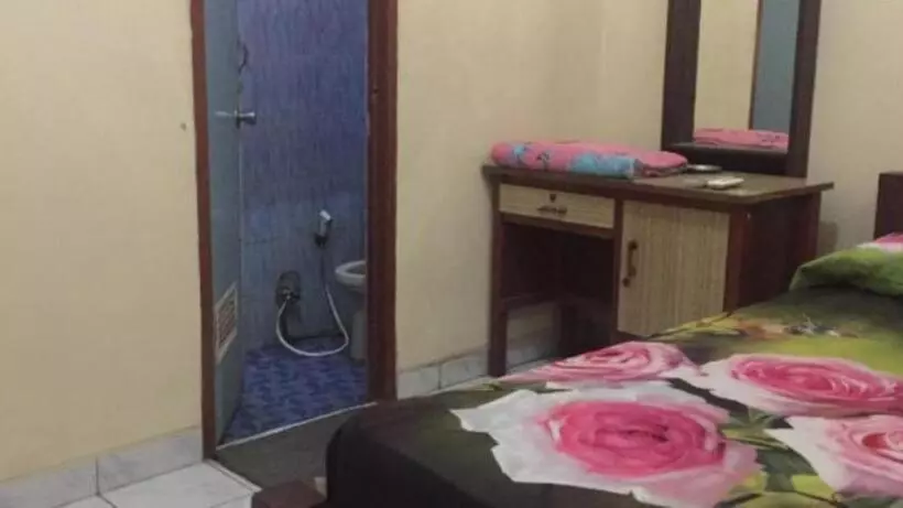 Pension Erysa Juanda