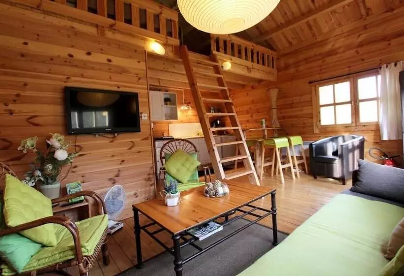 Majatalo Chalet Chataigne Etapeboisee