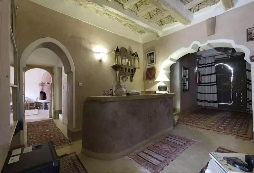 Majatalo Kasbah Agoulzi