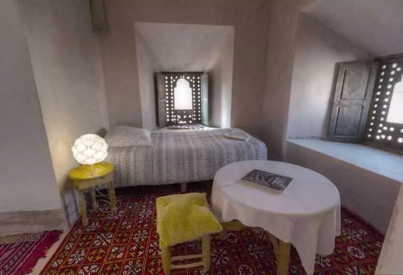 Majatalo Kasbah Agoulzi