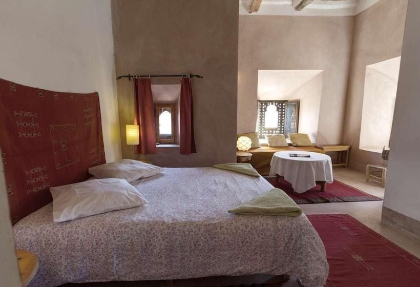 펜션 Kasbah Agoulzi