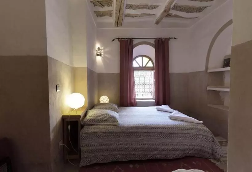 Majatalo Kasbah Agoulzi