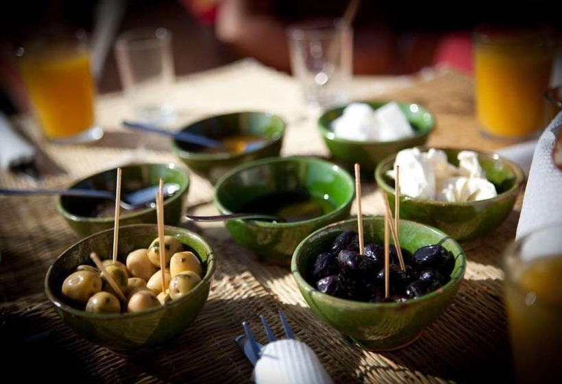 펜션 Kasbah Agoulzi