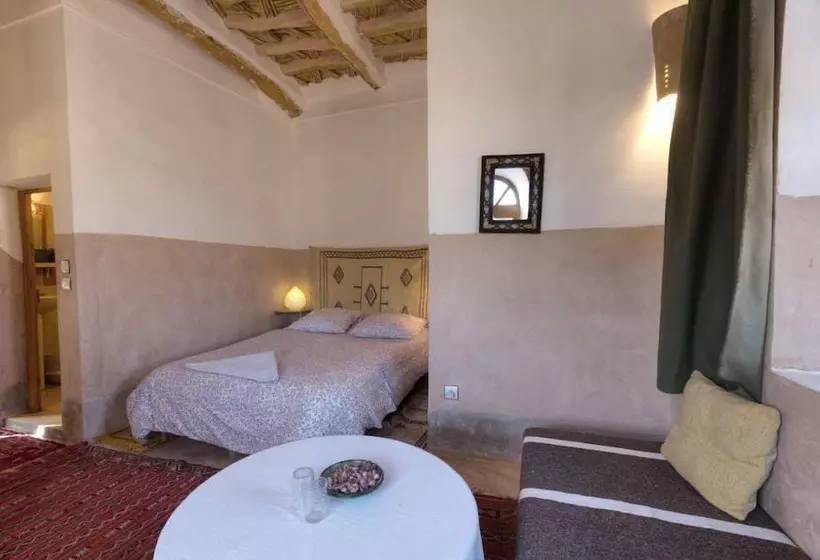 Majatalo Kasbah Agoulzi