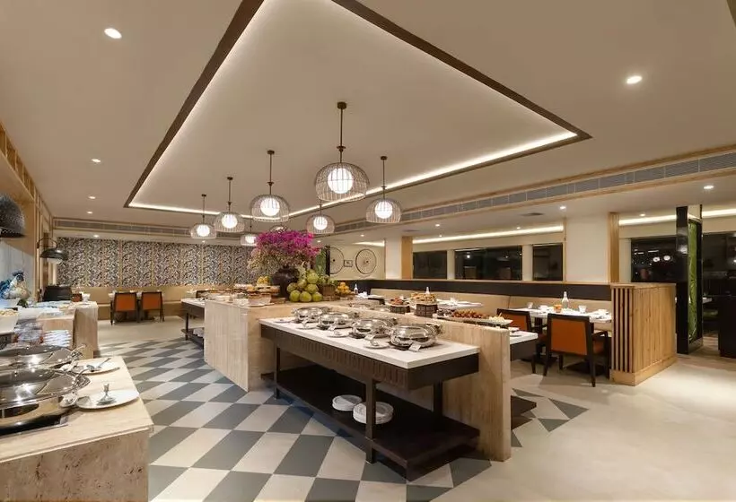 リゾートホテル Rvr Sarovar Portico Dindi