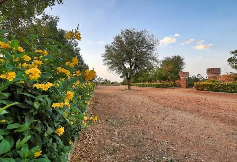 リゾートホテル The Imperial Farm Retreat Jaipur   A Weekend Gateway