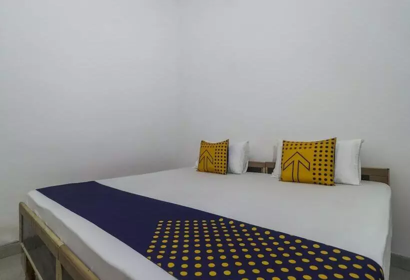 Spot On 47436 Motel Vishesh