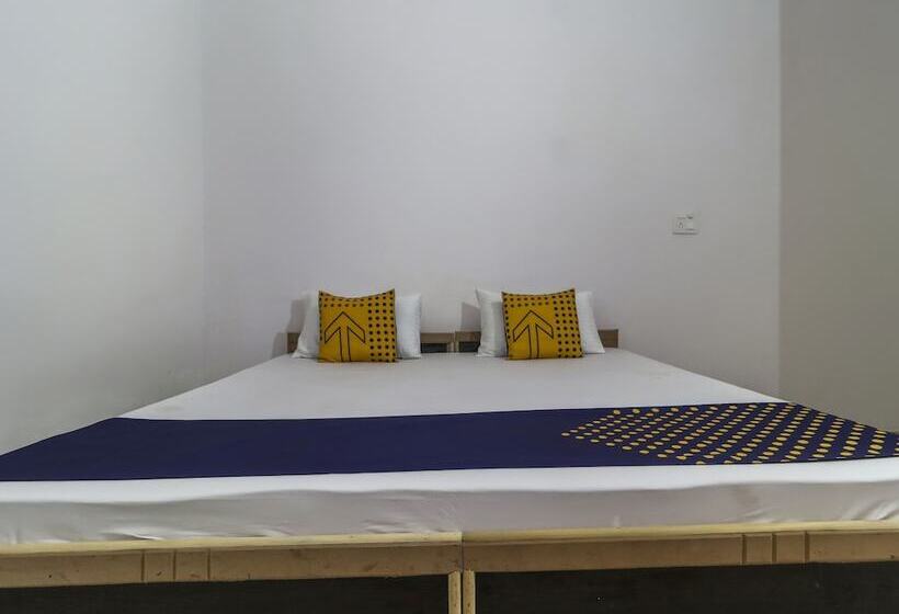 Spot On 47436 Motel Vishesh