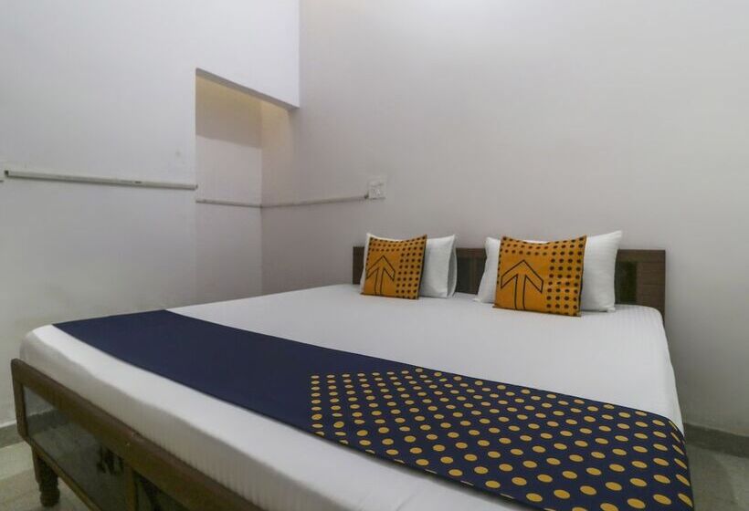 Spot On 47436 Motel Vishesh