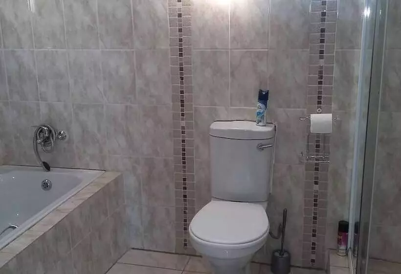 Vicky B Bed And Breakfast