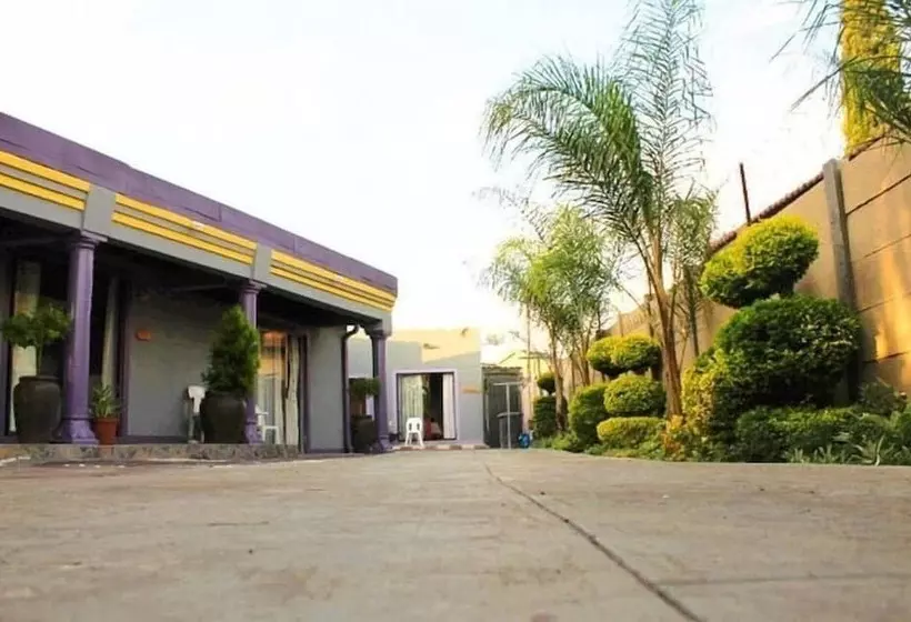 Vicky B Bed And Breakfast