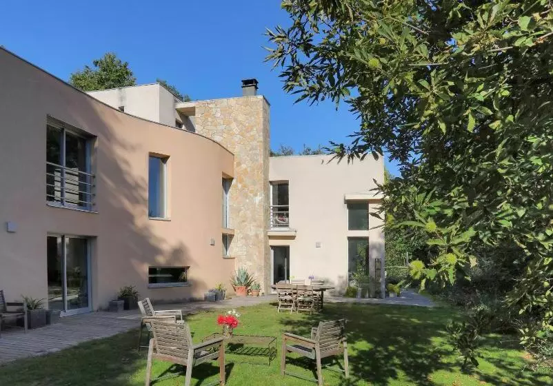 ベッドアンドブレックファースト Chambres En Vue   Chambres D Hôtes