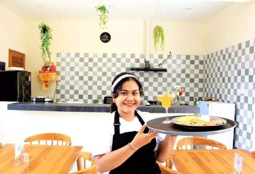 Aamiaismajoitus (B&B) La Mogi Cottage