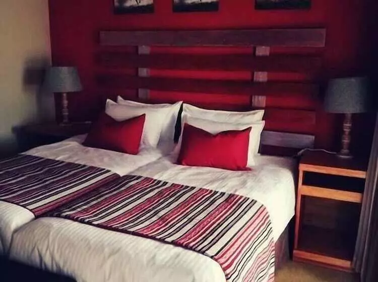 Aamiaismajoitus (B&B) Riverside's Kaia