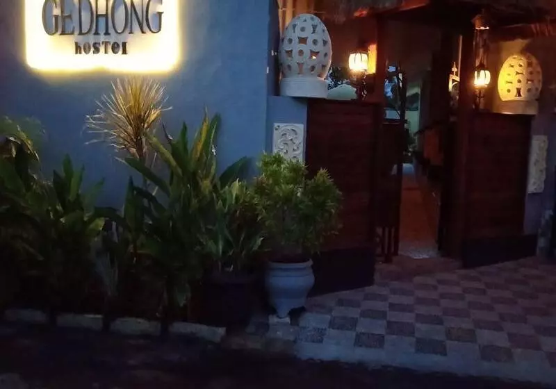 Gedhong Hostel