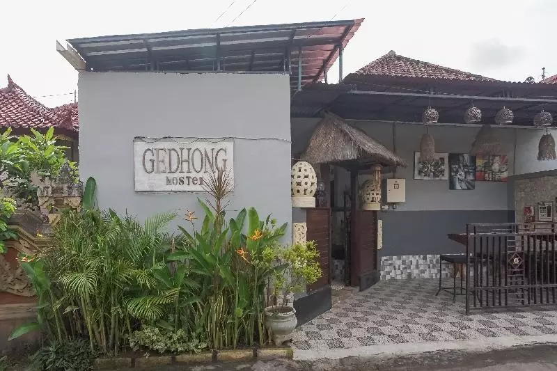 Gedhong Hostel