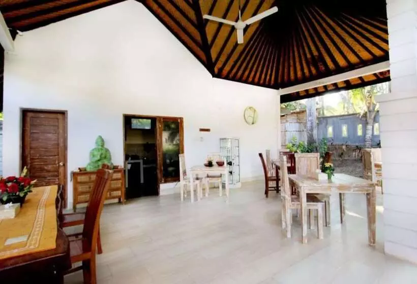 Hotelli Araminth Villa & Spa