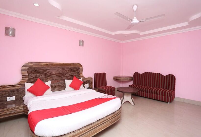 בית מלון כפרי Benjamin By Oyo Rooms