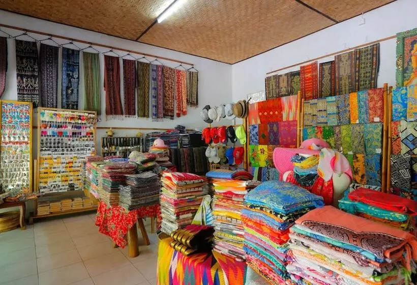 Hotelli Dangin Kubu Bungalow