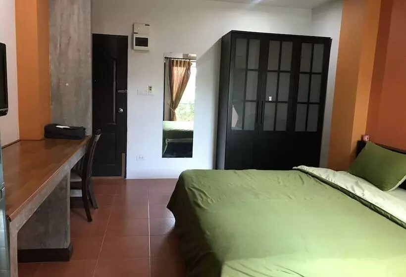 ホテル Iyara Apartment