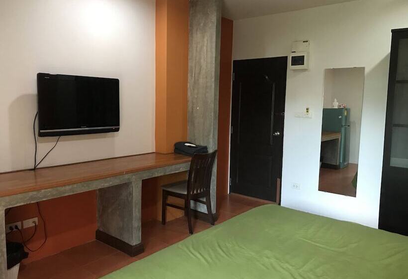 호텔 Iyara Apartment