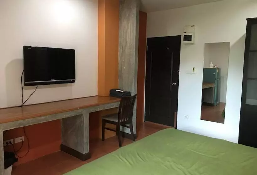 ホテル Iyara Apartment