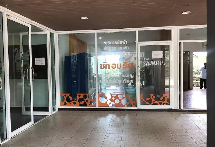 ホテル Iyara Apartment