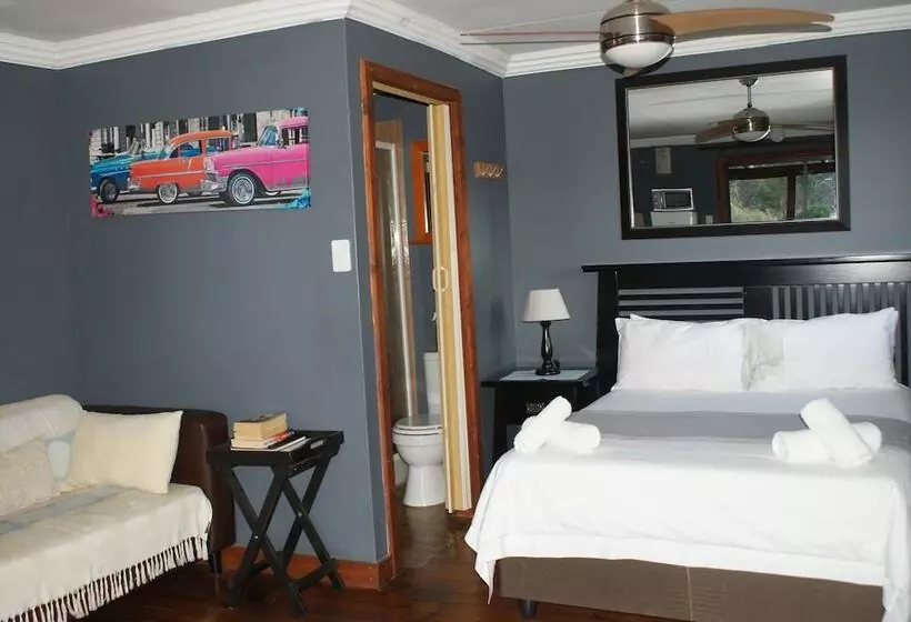 Hotelli Riverman Cabin