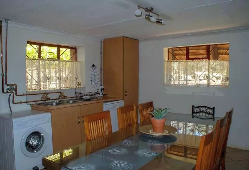 Hotelli Riverman Cabin