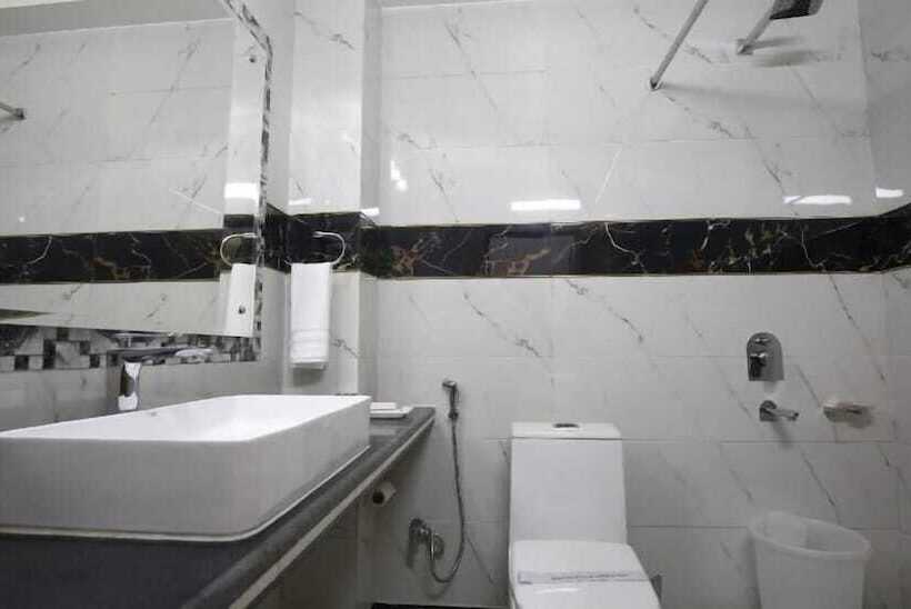 Hotel Rocky Knob Shimla