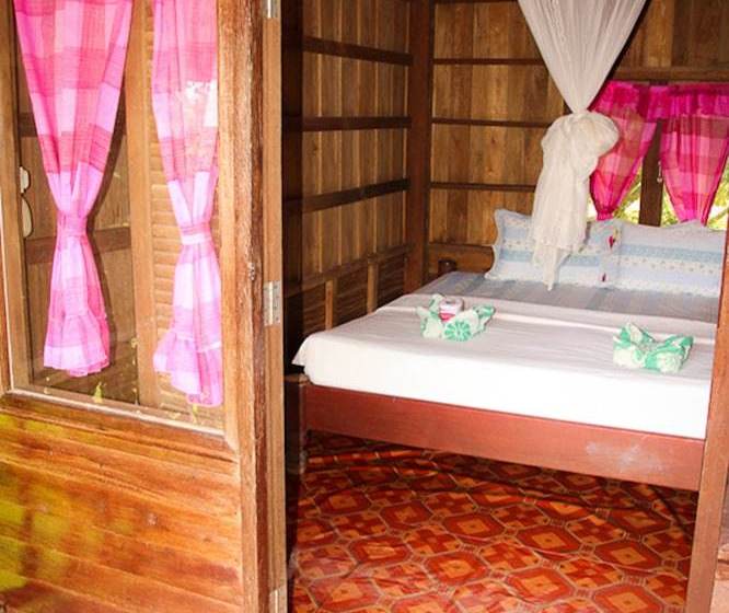 Отель Smiley Bungalow