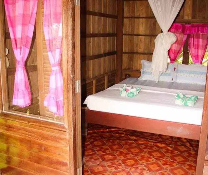 Hotelli Smiley Bungalow