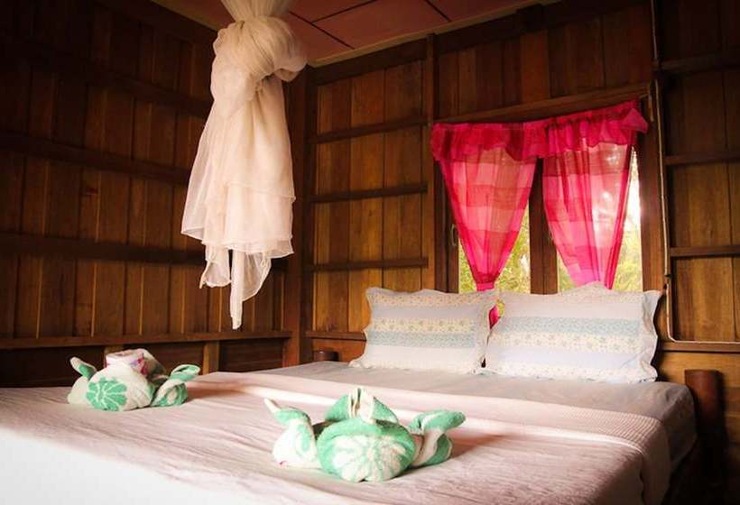 Отель Smiley Bungalow