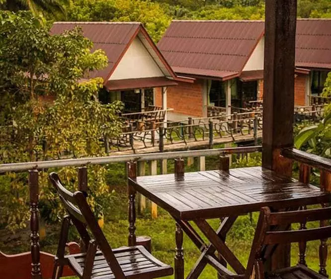 Hotelli Smiley Bungalow