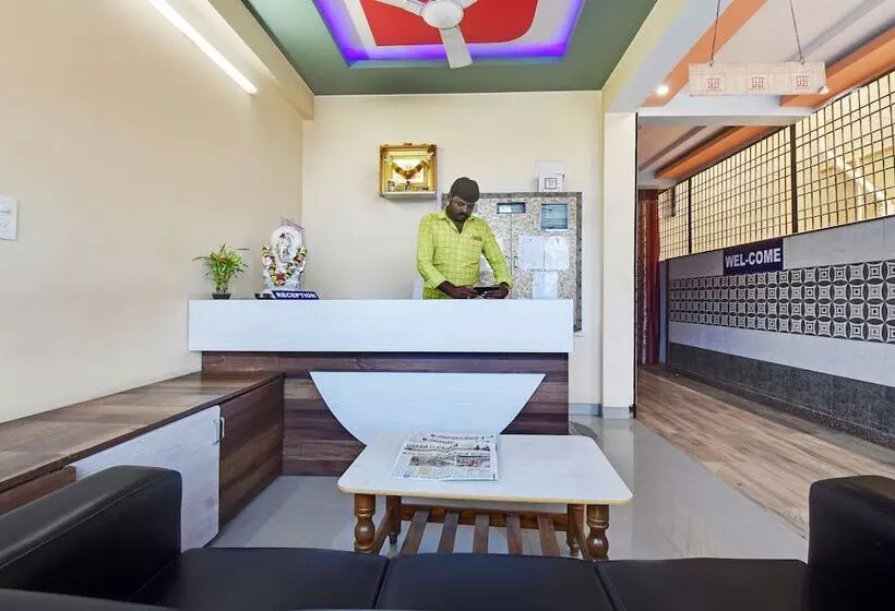 Hotelli Spot On 48860 Anil Lodge