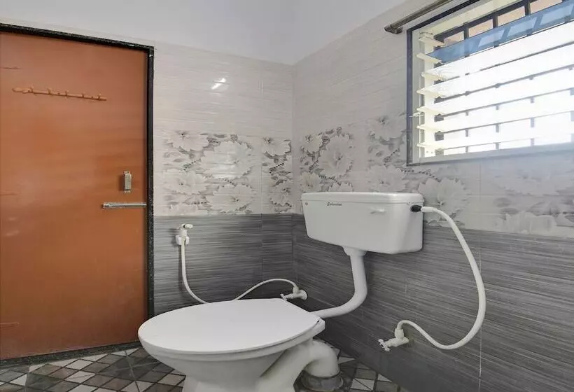 Hotelli Spot On 48860 Anil Lodge