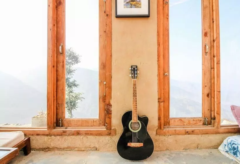 هتل The Goat Village Nag Tibba