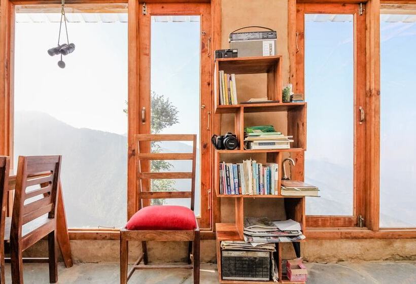 فندق The Goat Village Nag Tibba