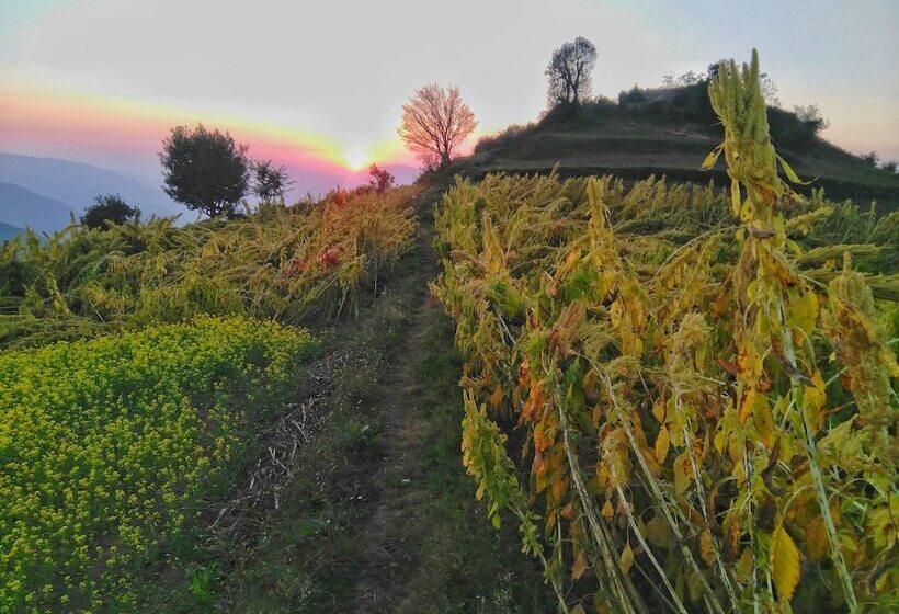 فندق The Goat Village Nag Tibba