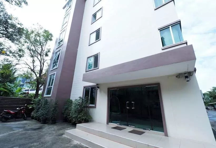 Hotelli The Park Bangyai Residence