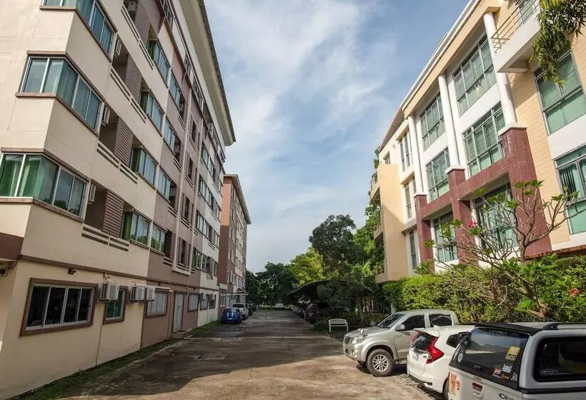 Hotelli The Park Bangyai Residence