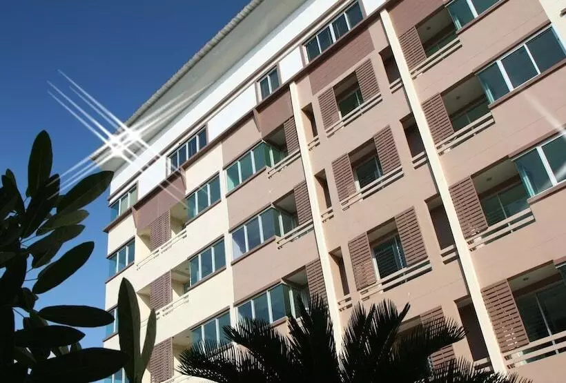 Hotelli The Park Bangyai Residence